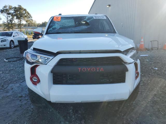 Photo 5 from auction – 2023 TOYOTA 4RUNNER SR with VIN JTEFU5JR3P5290784