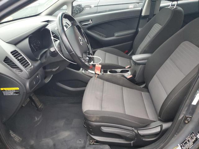 Photo 7 from auction – 2017 KIA FORTE LX with VIN 3KPFL4A77HE093042
