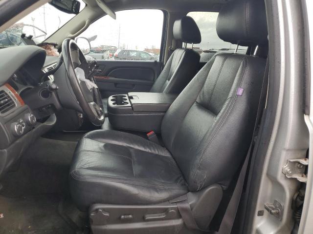 Photo 7 from auction – 2011 CHEVROLET SUBURBAN K with VIN 1GNSKHE39BR373953
