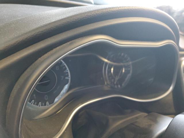 Photo 9 from auction – 2015 CHRYSLER 200 LIMITE with VIN 1C3CCCAB8FN527614