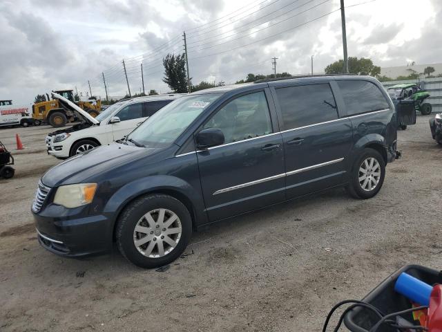 CHRYSLER TOWN & COU 2014 with VIN 2C4RC1BG6ER441952 - Photo from auction