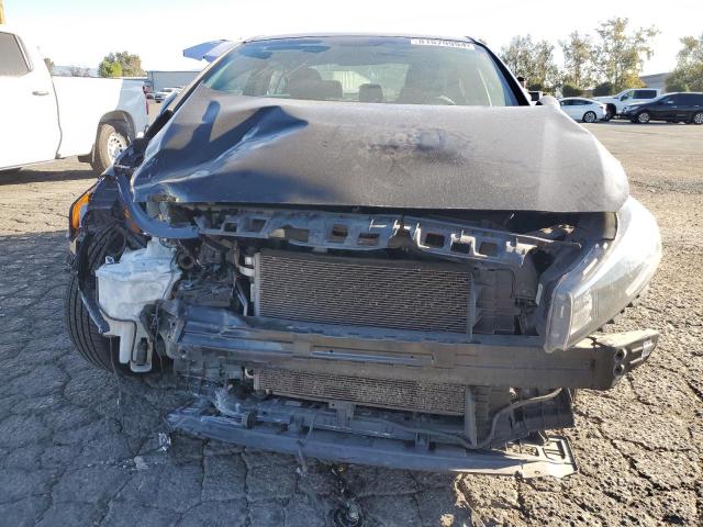 Photo 5 from auction – 2018 KIA FORTE LX with VIN 3KPFL4A74JE263735