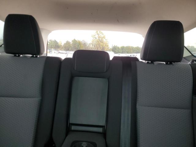 Photo 10 from auction – 2017 FORD ESCAPE SE with VIN 1FMCU9GD4HUA90333