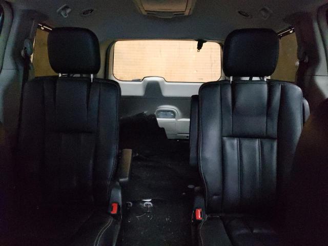 Photo 10 from auction – 2016 CHRYSLER TOWN & COU with VIN 2C4RC1BG2GR261158