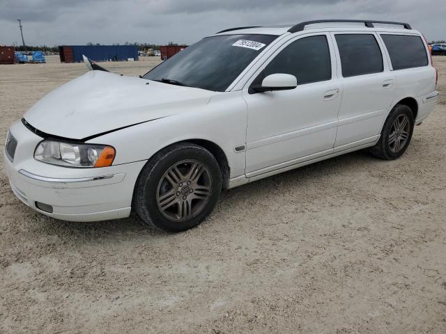 VOLVO V70 2.5T 2006 with VIN YV1SW592562587330 - Photo from auction