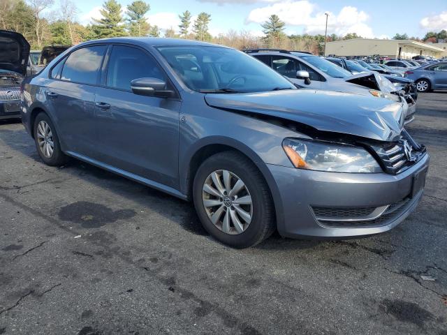 Photo 4 from auction – 2014 VOLKSWAGEN PASSAT S with VIN 1VWAT7A3XEC067642