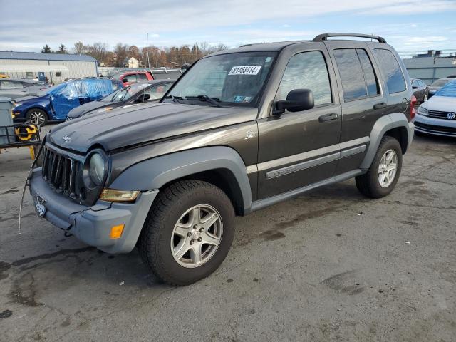 JEEP LIBERTY SP 2005 with VIN 1J4GL48K15W538000 - Photo from auction