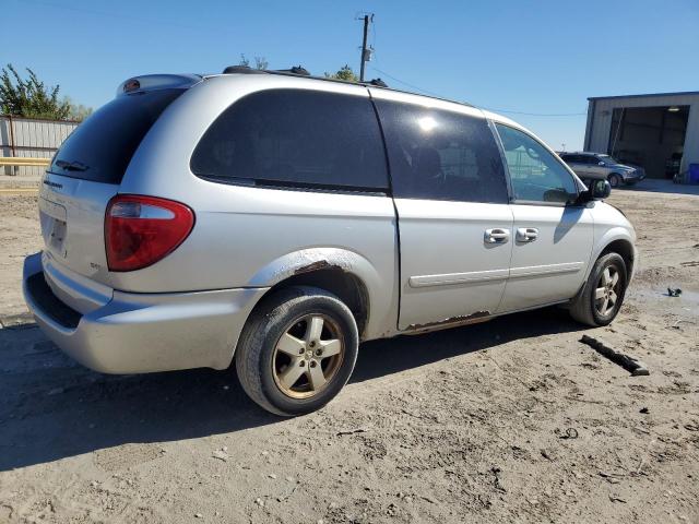Photo 3 from auction – 2005 DODGE GRAND CARA with VIN 2D4GP44L35R599689