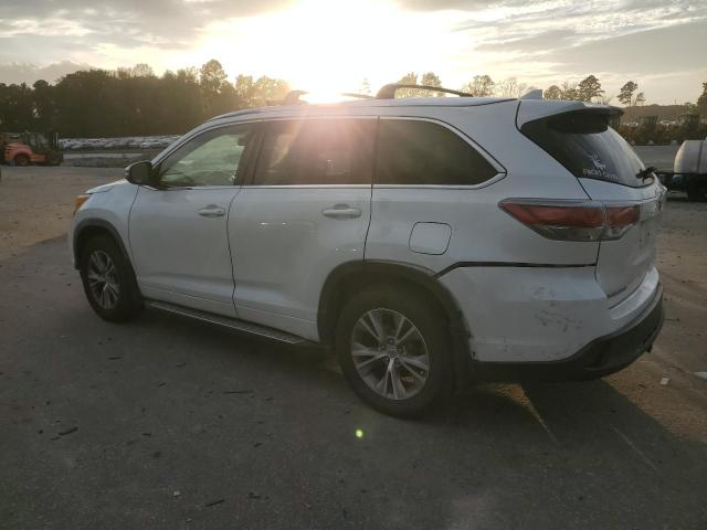Photo 2 from auction – 2015 TOYOTA HIGHLANDER with VIN 5TDKKRFH9FS088346
