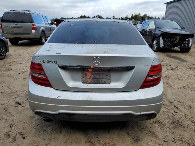 Photo 6 from auction – 2012 MERCEDES-BENZ C 250 with VIN WDDGF4HB3CA683083