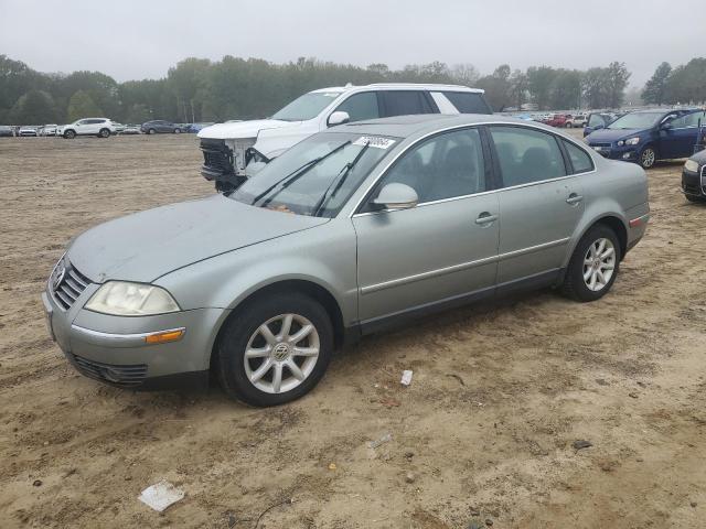 VOLKSWAGEN PASSAT GLS 2004 with VIN WVWPE63B44E275945 - Photo from auction
