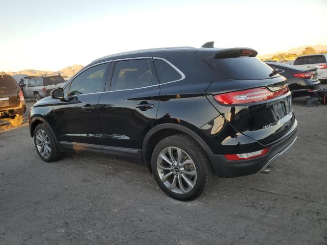 Photo 2 from auction – 2016 LINCOLN MKC SELECT with VIN 5LMCJ2C90GUJ31800