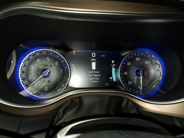 Photo 9 from auction – 2017 CHRYSLER PACIFICA T with VIN 2C4RC1EGXHR652832