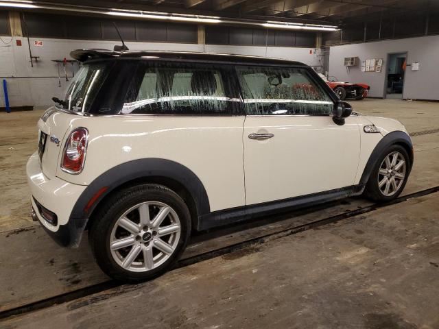 Photo 3 from auction – 2013 MINI COOPER S with VIN WMWSV3C57DT389885