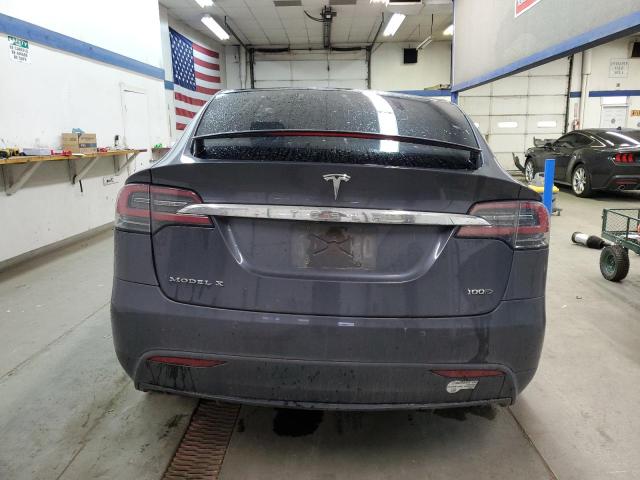 Photo 6 from auction – 2017 TESLA MODEL X with VIN 5YJXCDE20HF068996