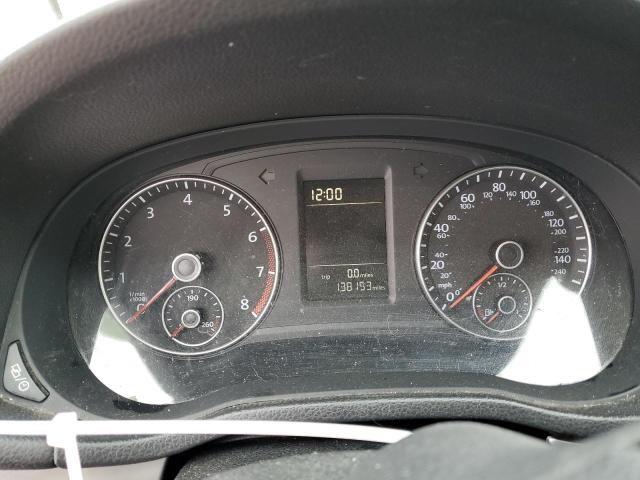 Photo 9 from auction – 2013 VOLKSWAGEN PASSAT S with VIN 1VWAP7A38DC010956