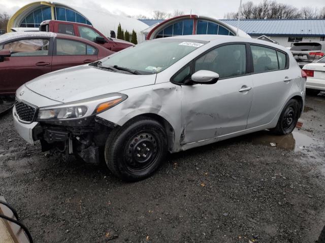 Photo 1 from auction – 2017 KIA FORTE LX with VIN KNAFK5A80H5696344