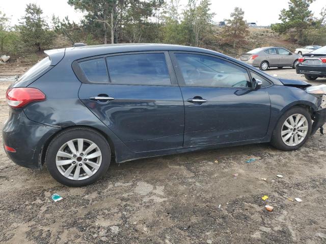 Photo 3 from auction – 2017 KIA FORTE LX with VIN KNAFK5A80H5693914