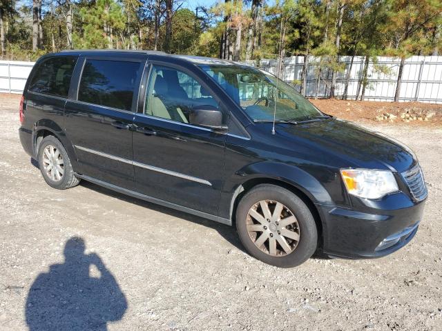 Photo 4 from auction – 2013 CHRYSLER TOWN & COU with VIN 2C4RC1BG2DR564159