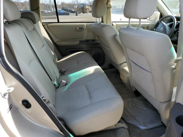 Photo 11 from auction – 2004 TOYOTA HIGHLANDER with VIN JTEGD21A240102598