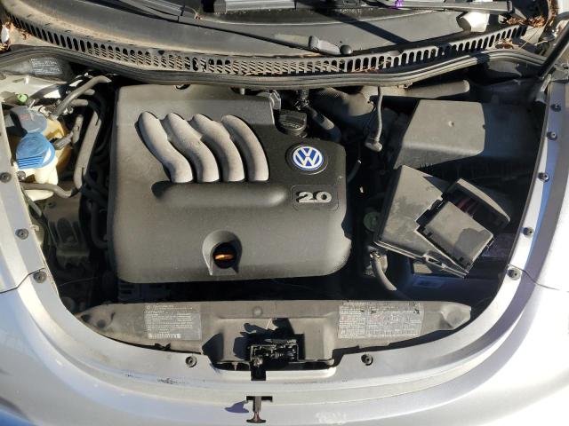 Photo 11 from auction – 2000 VOLKSWAGEN NEW BEETLE with VIN 3VWCA21C1YM403313