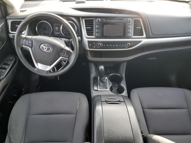 Photo 8 from auction – 2018 TOYOTA HIGHLANDER with VIN 5TDBZRFH4JS499884