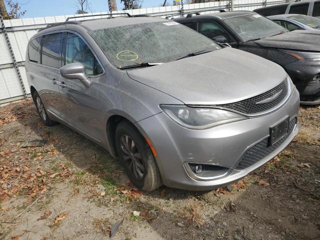 Photo 4 from auction – 2017 CHRYSLER PACIFICA T with VIN 2C4RC1BG4HR794582