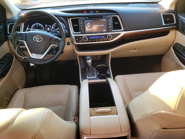 Photo 8 from auction – 2017 TOYOTA HIGHLANDER with VIN 5TDDZRFH9HS465698