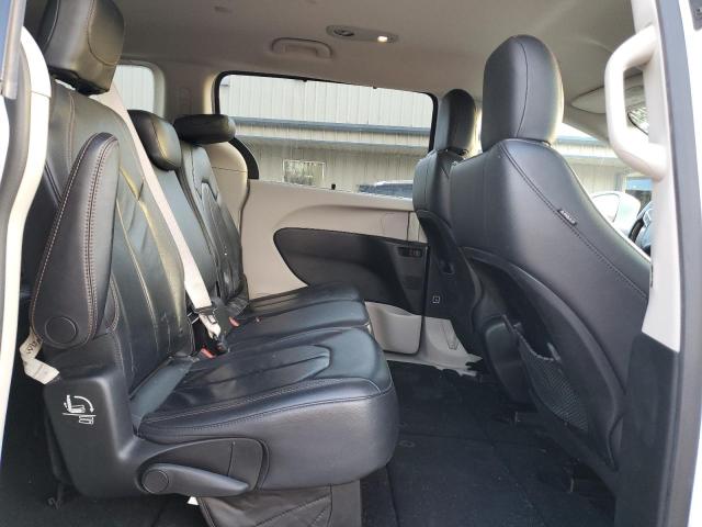 Photo 11 from auction – 2017 CHRYSLER PACIFICA T with VIN 2C4RC1BG2HR821052