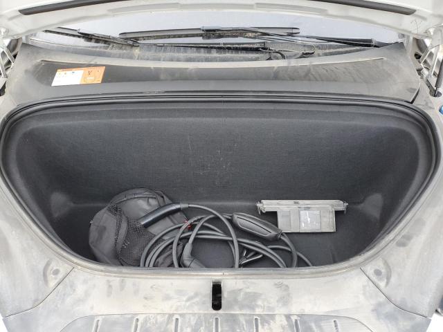 Photo 12 from auction – 2017 TESLA MODEL X with VIN 5YJXCBE27HF048961