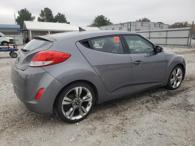 Photo 3 from auction – 2017 HYUNDAI VELOSTER with VIN KMHTC6AD9HU314397