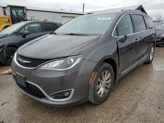 CHRYSLER PACIFICA T 2018 with VIN 2C4RC1EG7JR188565 - Photo from auction