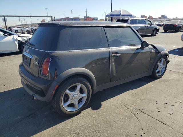 Снимка 3 от търг – 2004 MINI COOPER с VIN WMWRC33484TJ54326