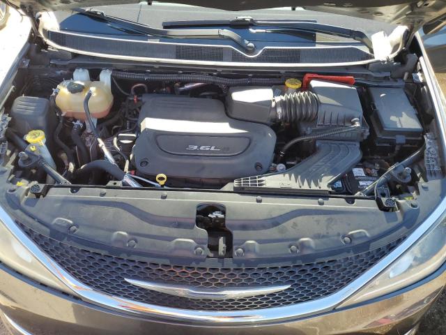 Photo 12 from auction – 2017 CHRYSLER PACIFICA L with VIN 2C4RC1GG9HR533201