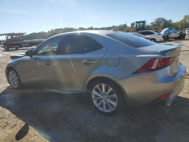 Photo 2 from auction – 2016 LEXUS IS 200T with VIN JTHBA1D29G5007435
