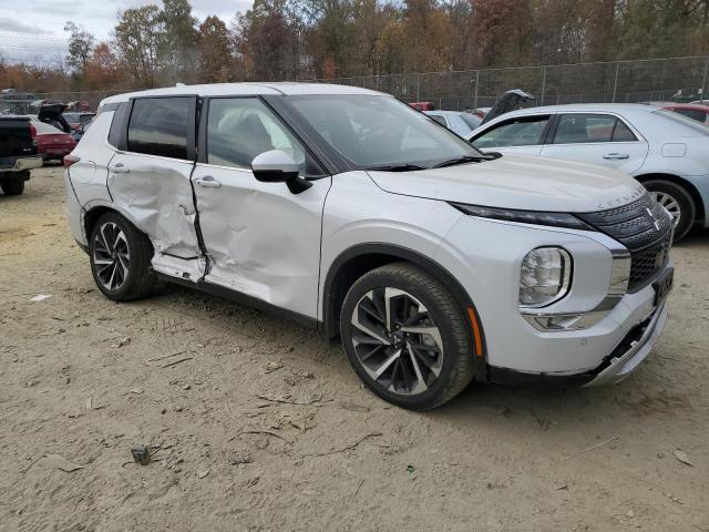 Photo 4 from auction – 2024 MITSUBISHI OUTLANDER with VIN JA4J3VA82RZ005250