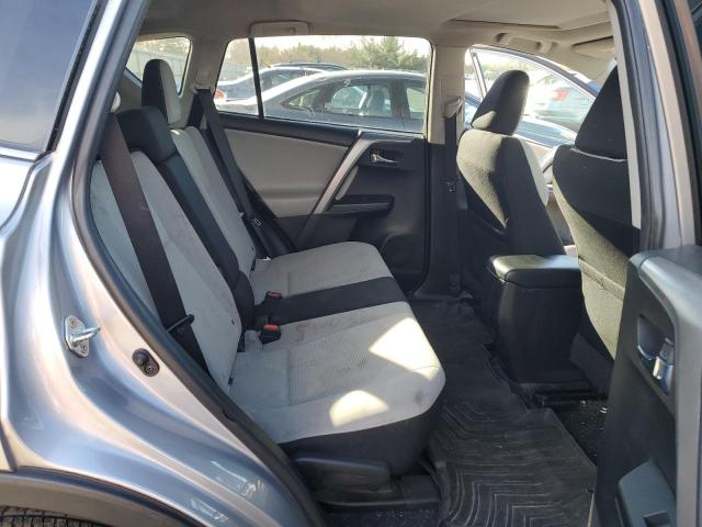 Photo 11 from auction – 2017 TOYOTA RAV4 XLE with VIN 2T3RFREV6HW655978