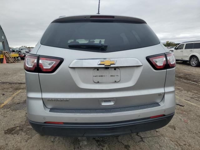 Photo 6 from auction – 2017 CHEVROLET TRAVERSE L with VIN 1GNKRGKD3HJ351635