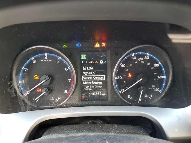 Photo 9 from auction – 2017 TOYOTA RAV4 LE with VIN 2T3BFREV3HW573563