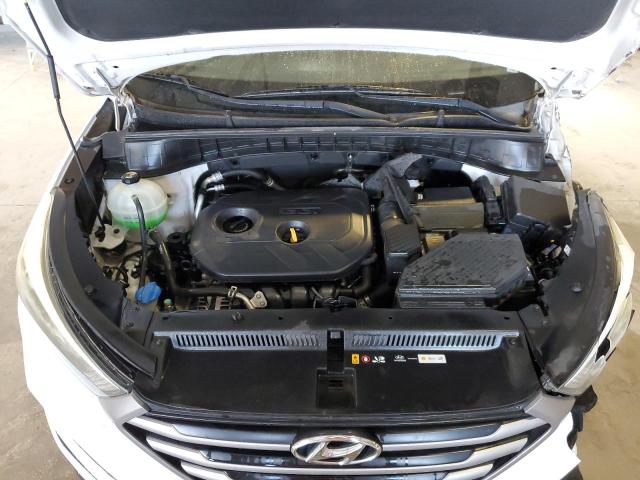 Photo 12 from auction – 2017 HYUNDAI TUCSON SE with VIN KM8J23A43HU309740