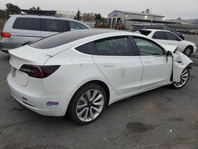 Photo 3 from auction – 2018 TESLA MODEL 3 with VIN 5YJ3E1EA9JF108237