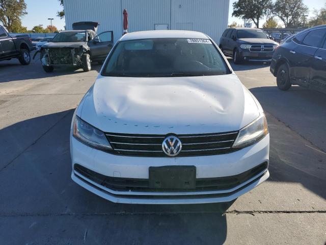 Photo 5 from auction – 2017 VOLKSWAGEN JETTA S with VIN 3VW2B7AJ2HM217509