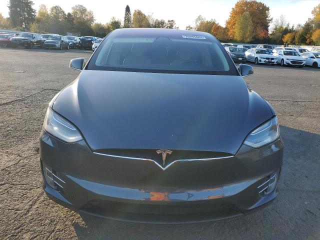 Photo 5 from auction – 2016 TESLA MODEL X with VIN 5YJXCAE23GF031244