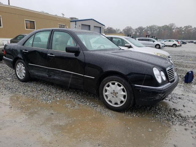 Photo 4 from auction – 1999 MERCEDES-BENZ E 320 with VIN WDBJF65H2XA818773