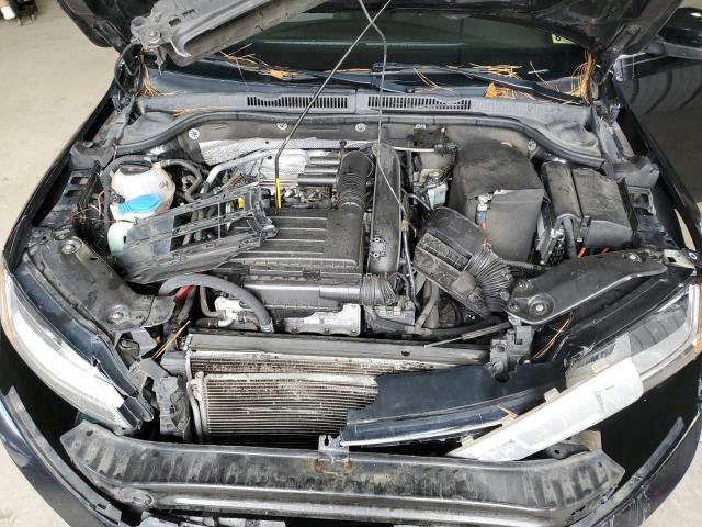 Photo 11 from auction – 2017 VOLKSWAGEN JETTA S with VIN 3VW2B7AJ3HM276374