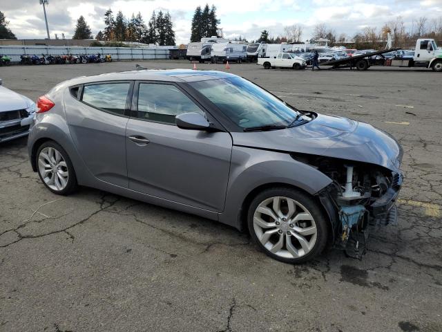 Photo 4 from auction – 2013 HYUNDAI VELOSTER with VIN KMHTC6AD6DU155400