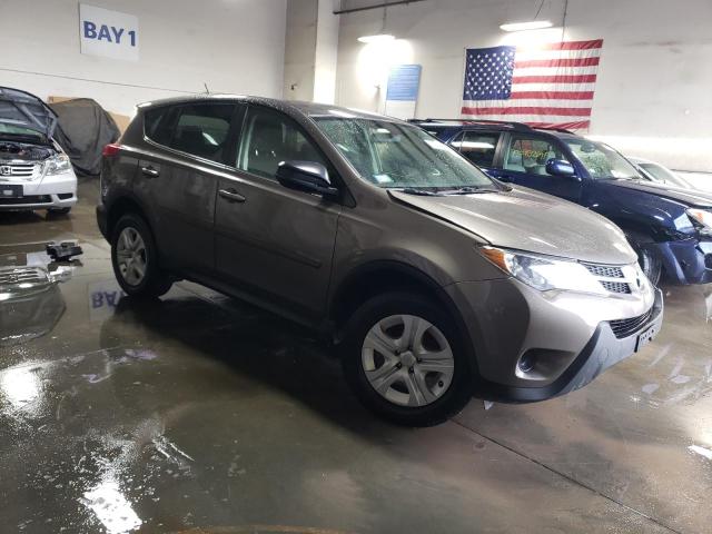 Photo 4 from auction – 2015 TOYOTA RAV4 LE with VIN JTMBFREV5FD166175