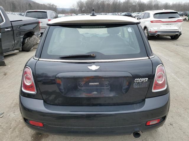 Снимка 6 от търг – 2011 MINI COOPER с VIN WMWSU3C53BT093911