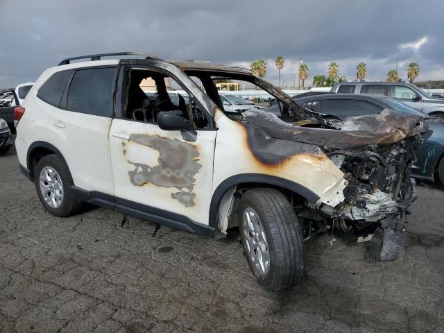 Photo 4 from auction – 2019 SUBARU FORESTER with VIN JF2SKACC7KH511175
