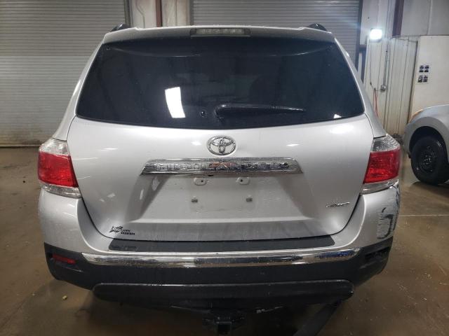 Фото 6 с аукциона – 2013 TOYOTA HIGHLANDER с VIN 5TDBK3EH4DS270449